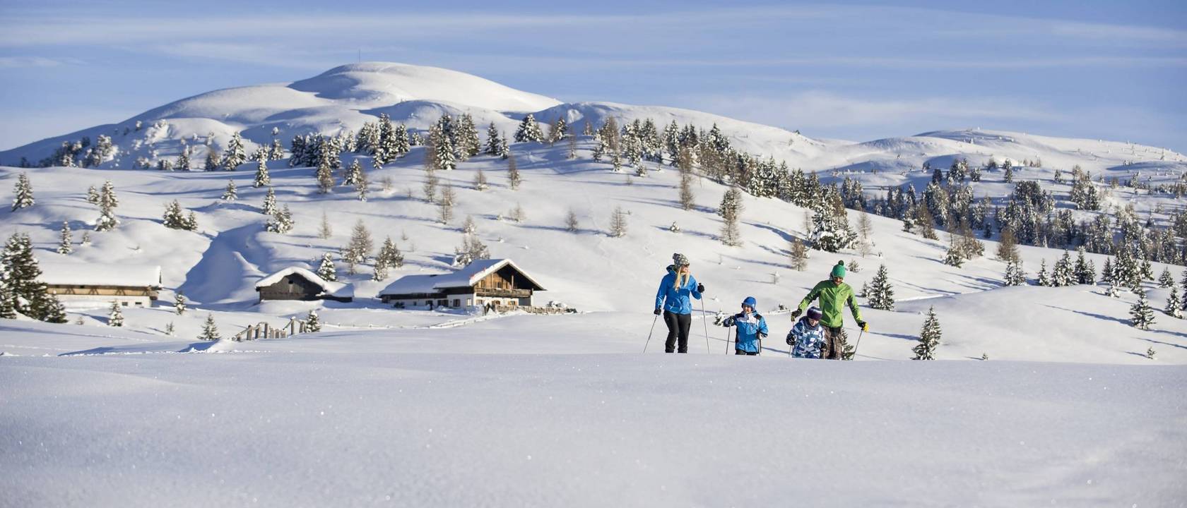 Winter hiking in South Tyrol for young and old